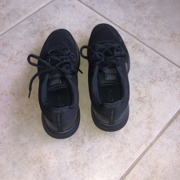 Black Nike’s - Picture 5 of 5